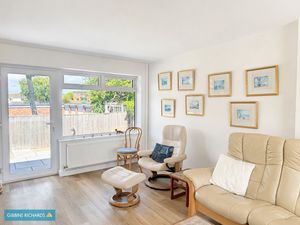 Sitting room- click for photo gallery